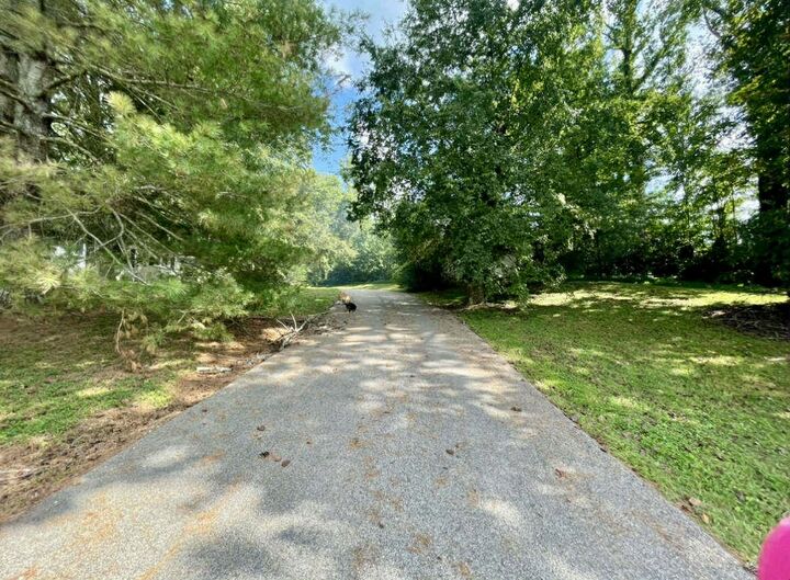 Property Photo:  1623 Industrial Loop Rd  TN 38478 