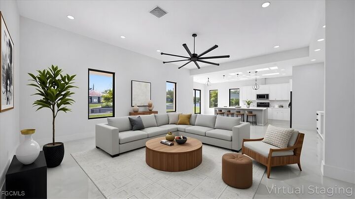 Property Photo: 526 SE 4th Street FL 33990