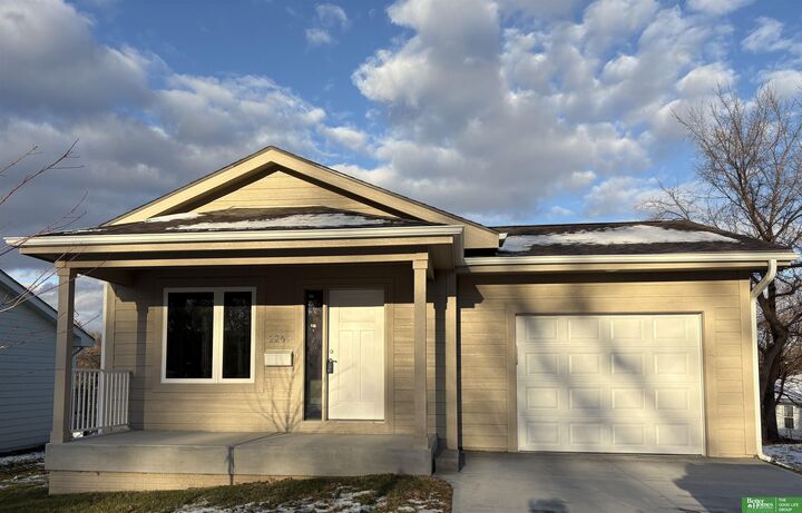 2269 N 38 Avenue  Omaha NE 68111 photo