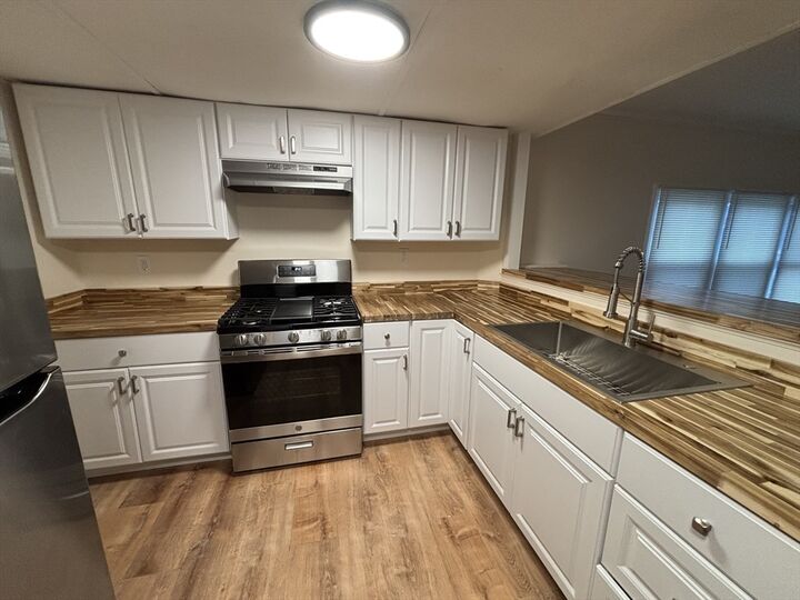 Property Photo:  633 East Washington Street 17A  MA 02760 