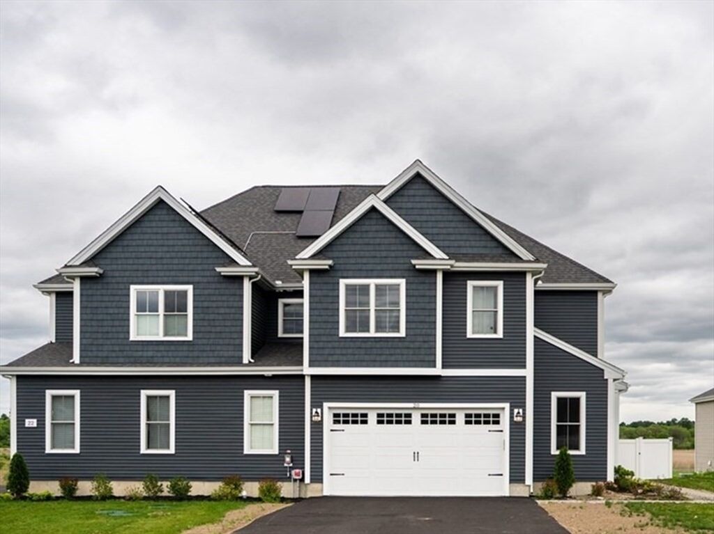 Property Photo:  32 Metacomet Road #32  MA 02379 