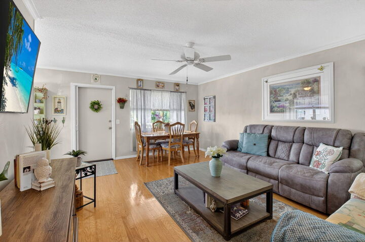 Property Photo:  480 Horizons W 212  FL 33435 