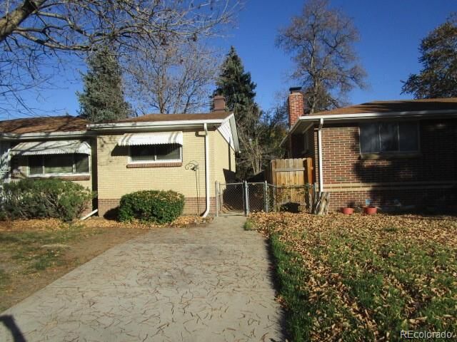 Property Photo: 1476 S Chase Street CO 80232