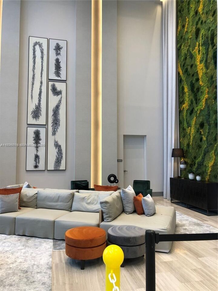 Property Photo: 5350 NW 84th Ave 1104B FL 33166