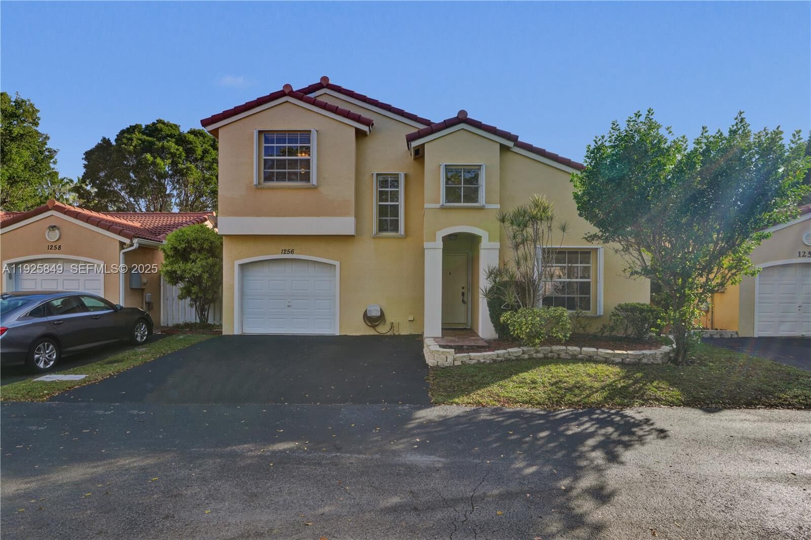 Property Photo: 1256 NW 125th Ter FL 33323