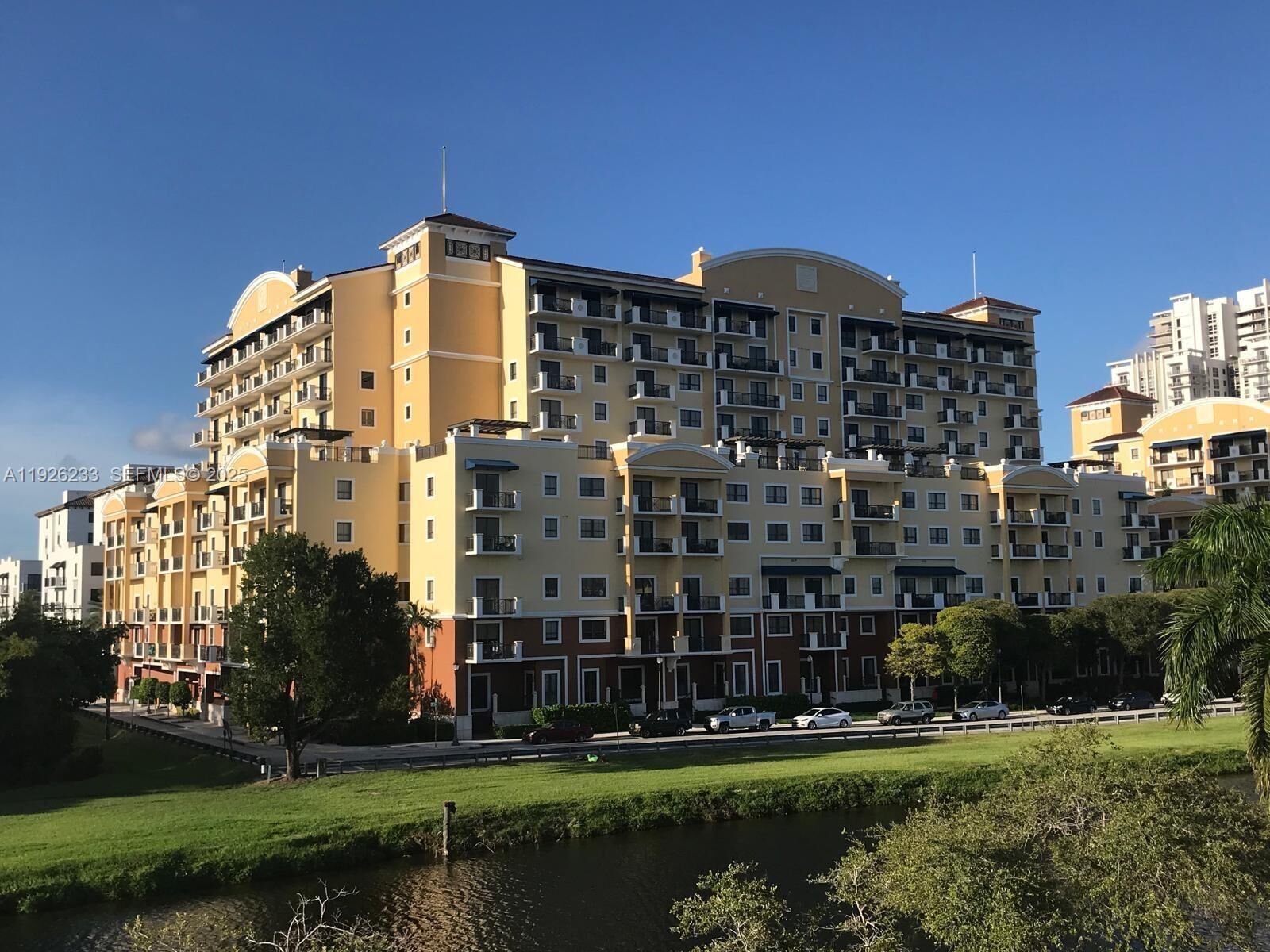 Property Photo: 8395 SW 73rd Ave 314 FL 33143