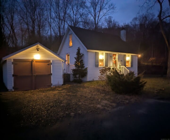 Property Photo:  10 Hazel Plain Road  CT 06798 