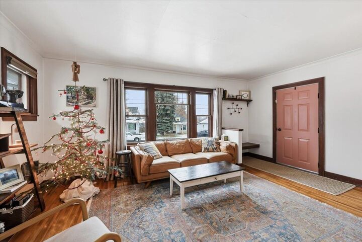 Property Photo: 1004 E 13th Ave WA 99202