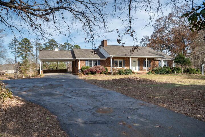 Property Photo:  490 Hickory Nut Road  SC 29349 