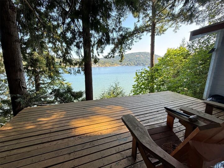 Property Photo: 221 Isabella Point Rd BC V8K 1V6