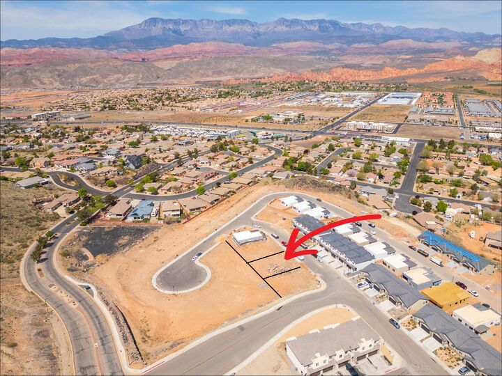 Property Photo:  2207 W 380 S 19  UT 84737 