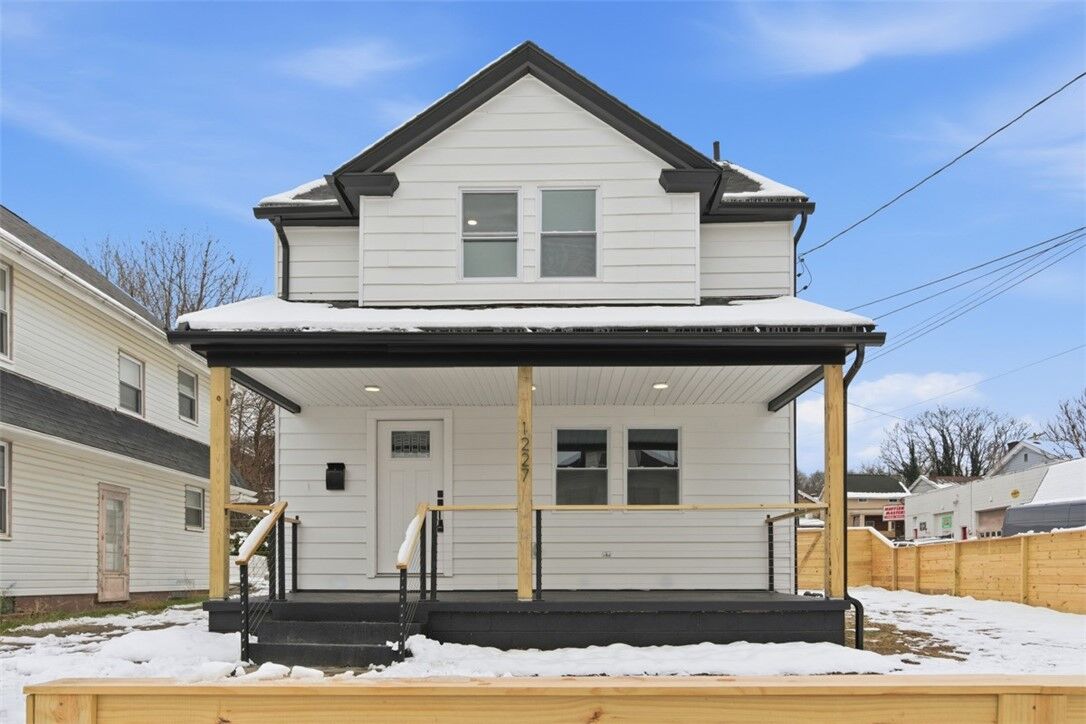 Property Photo: 1227 McMinn St PA 15001