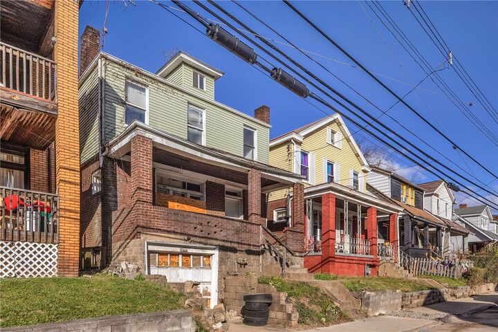 Property Photo: 1741 Laketon Rd PA 15221