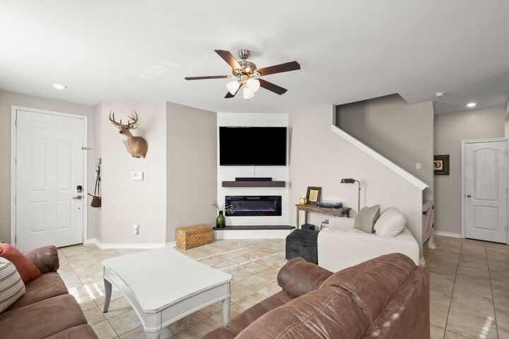 Property Photo: 613 Lost Pond TX 78130