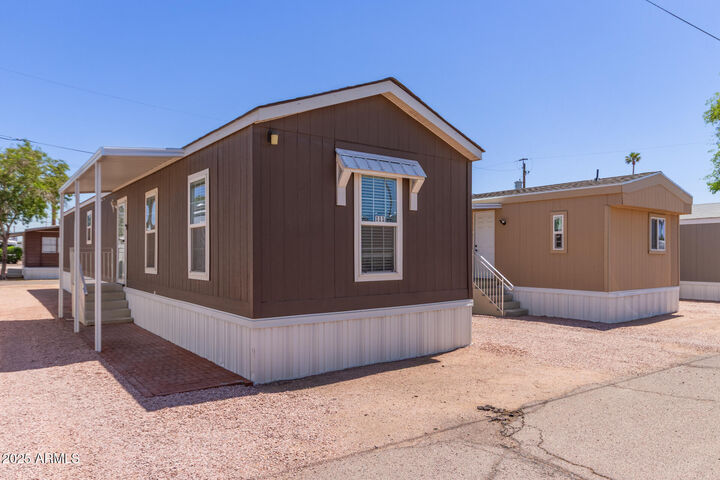 Property Photo: 2605 W Van Buren Street 111 AZ 85009