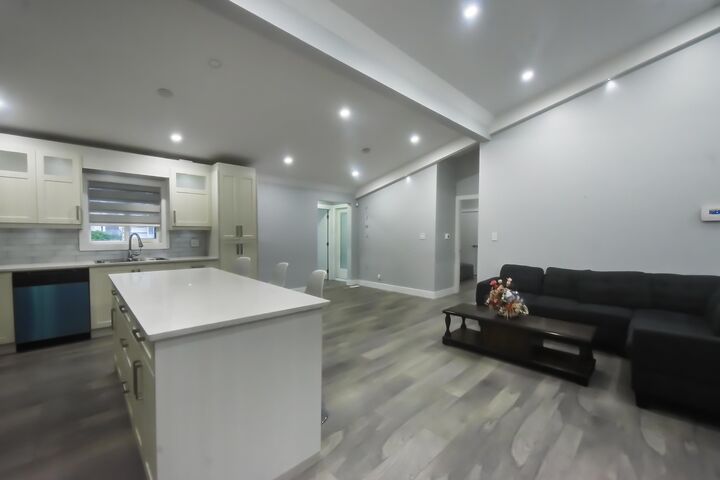 Property Photo: 1675 136 Street BC V4A 4E3