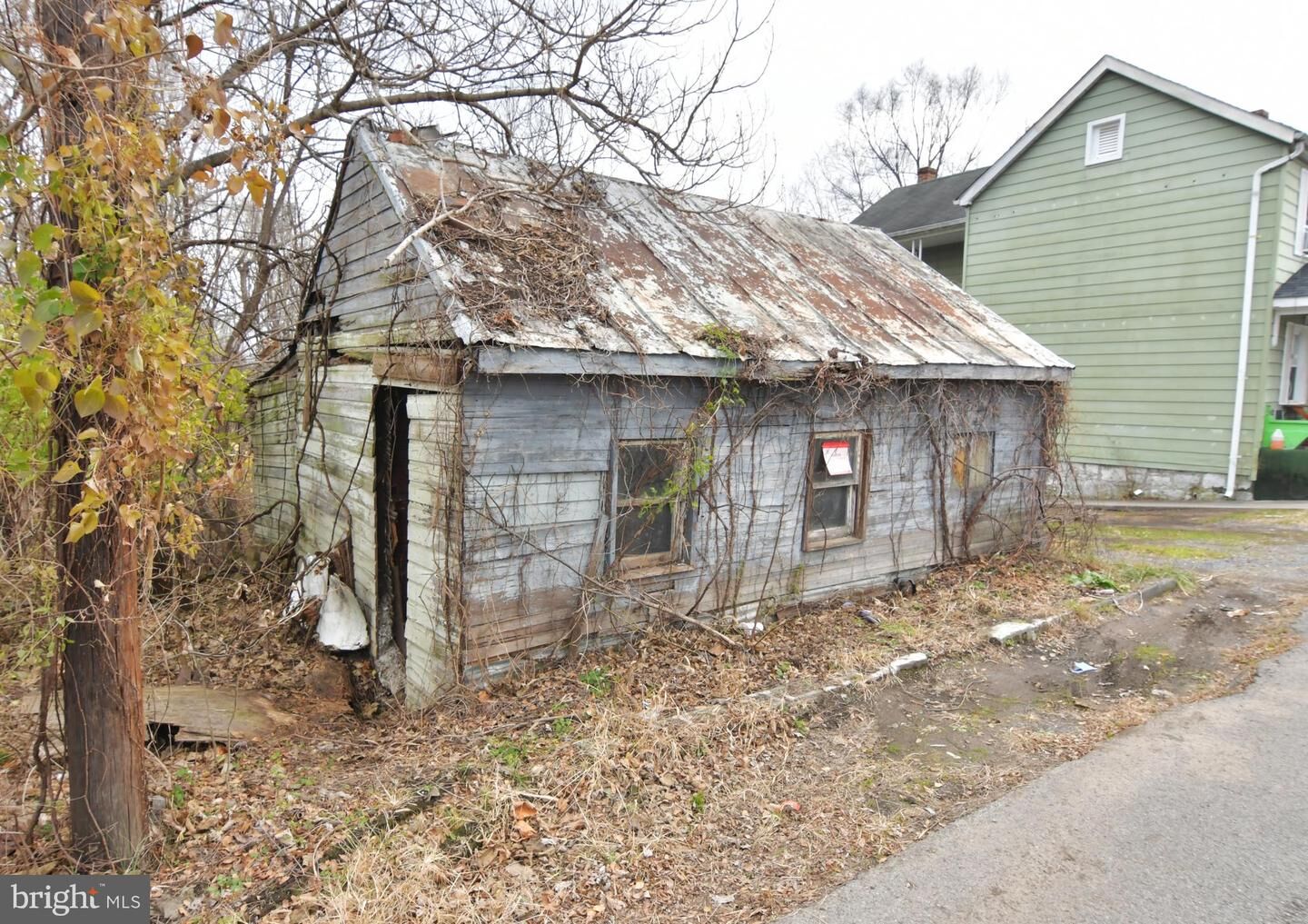 Property Photo: 200 Siebert Street WV 25404