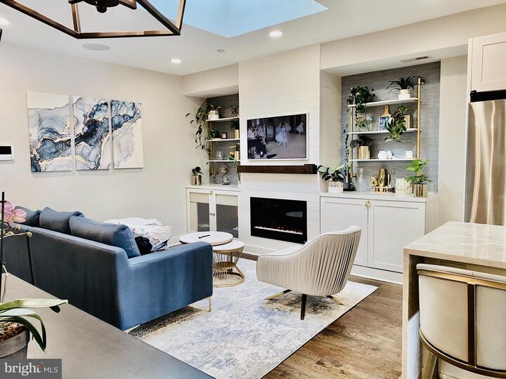 Property Photo:  711 Jackson Street NE 3  DC 20017 