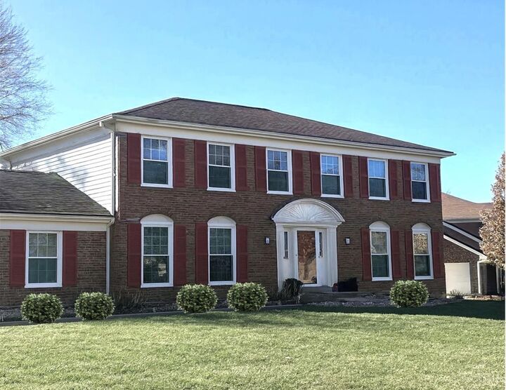 Property Photo: 1117 Hunters Run Drive OH 45102