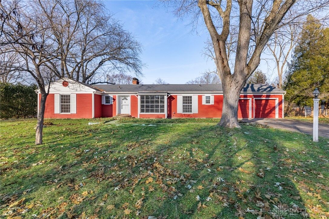 Property Photo:  427 Meadowview Drive  OH 45459 