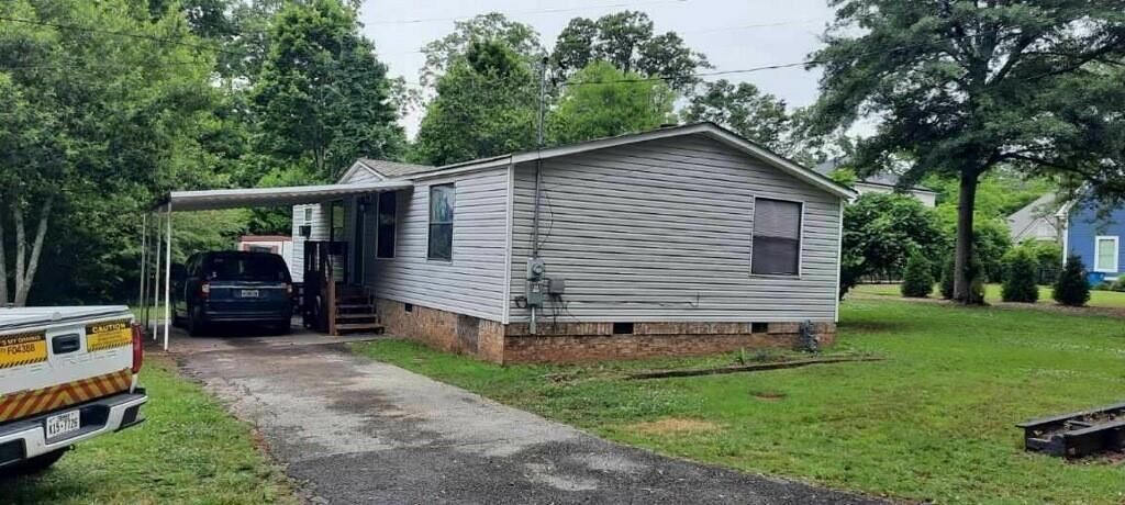 Property Photo: 201 Rogers Street GA 30253