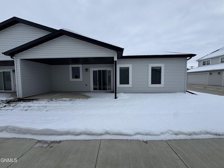 Property Photo: 110 Kenner Loop ND 58504