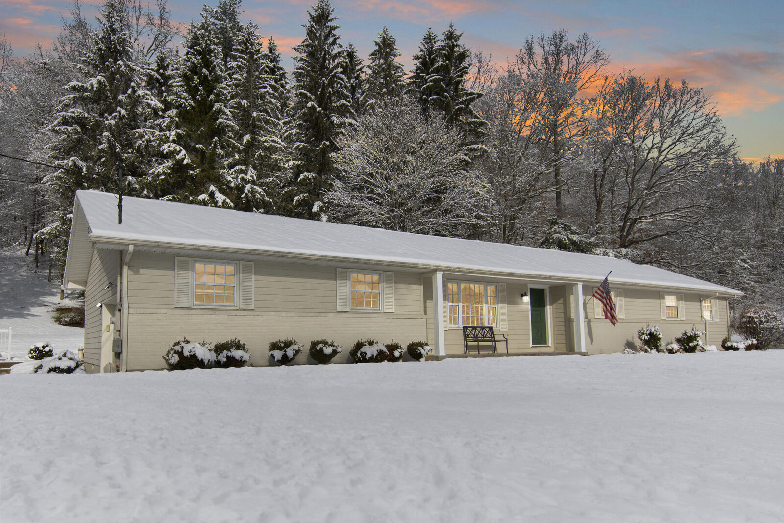 Property Photo: 802 S Sewell St WV 25962