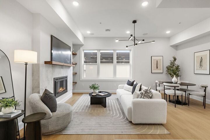 Property Photo:  192 Cambridge Ave 2  NJ 07307 