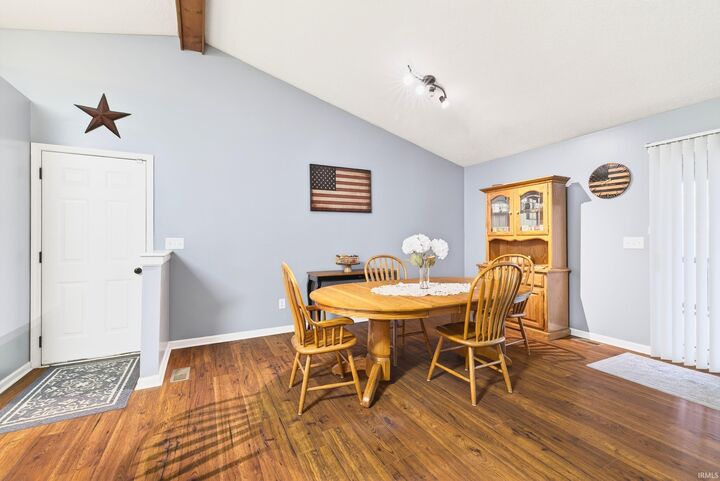 Property Photo:  206 Woodcliff Way  IN 47421-6682 