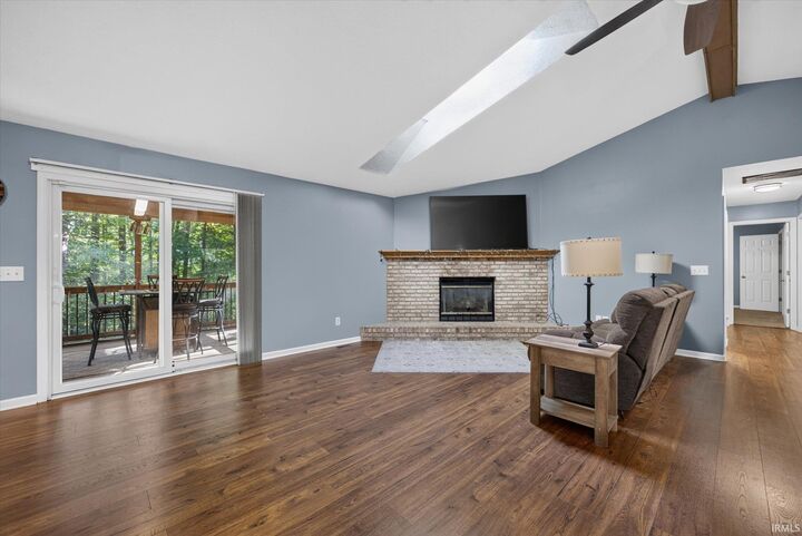 Property Photo:  206 Woodcliff Way  IN 47421-6682 