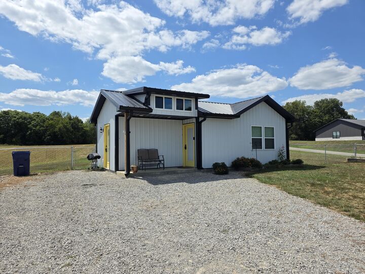 Property Photo: 128 Kiersten Drive KY 42544