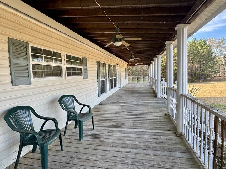 Property Photo: 5401 Union Point Highway GA 30669