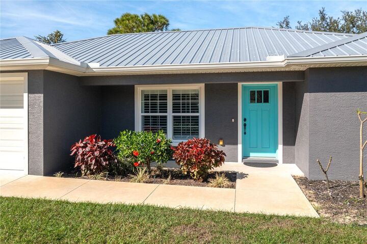 Property Photo: 233 Oxbow Drive FL 33876