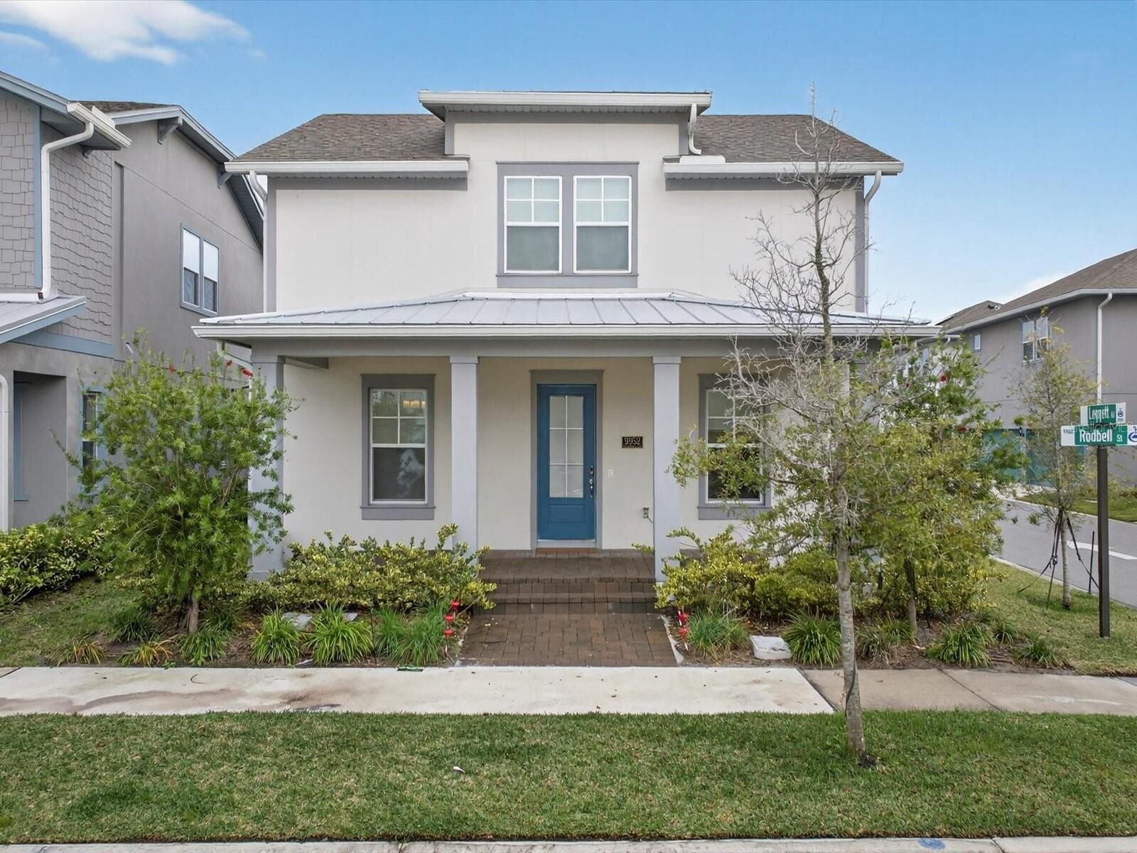 Property Photo: 9952 Rodbell St FL 32827