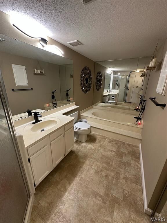 Property Photo: 1436 Heritage Landing 203 MO 63303