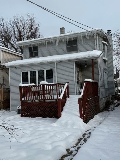 Property Photo: 5710 N Karlov Avenue IL 60646