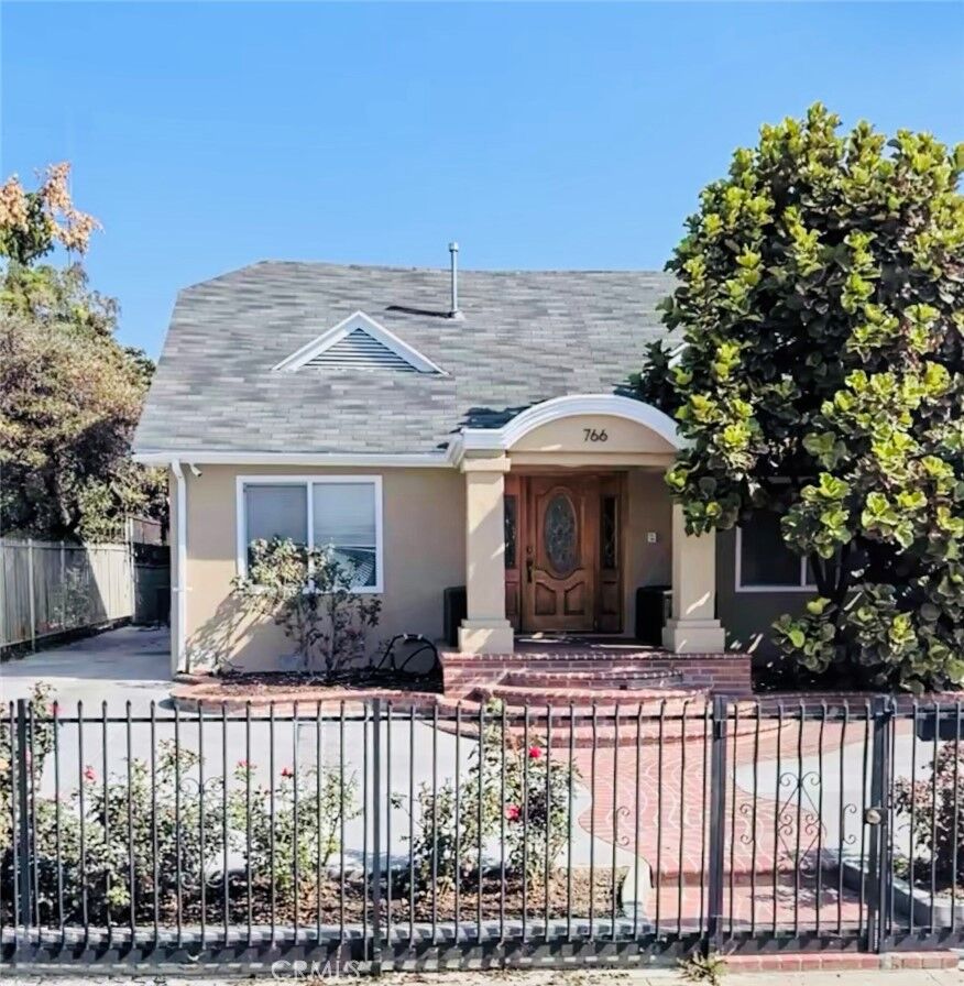 Property Photo:  768 N Alexandria  CA 90029 