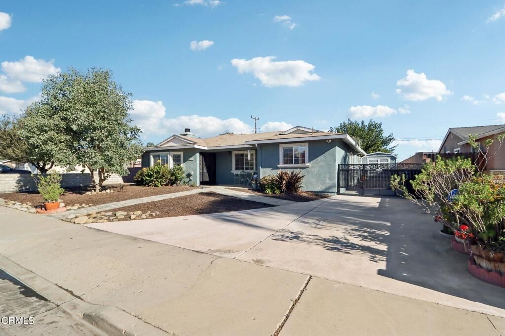 Property Photo: 419 Dartmouth Road CA 93060