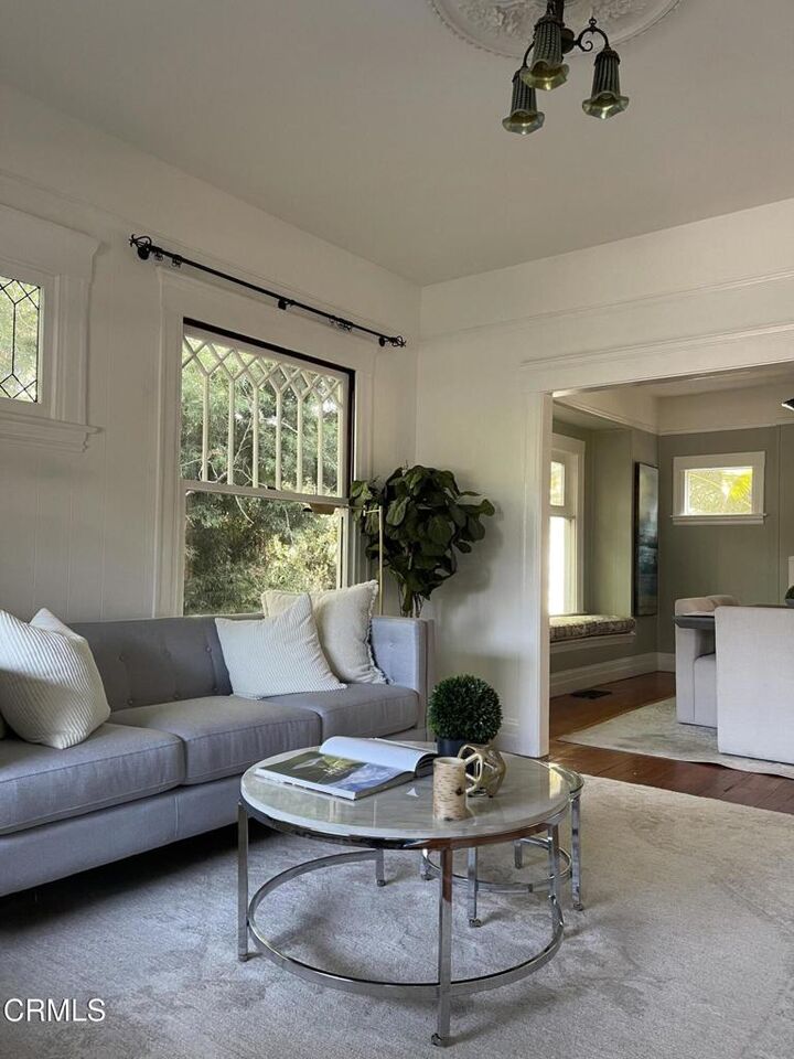 Property Photo:  916 Palm Avenue  CA 91030 