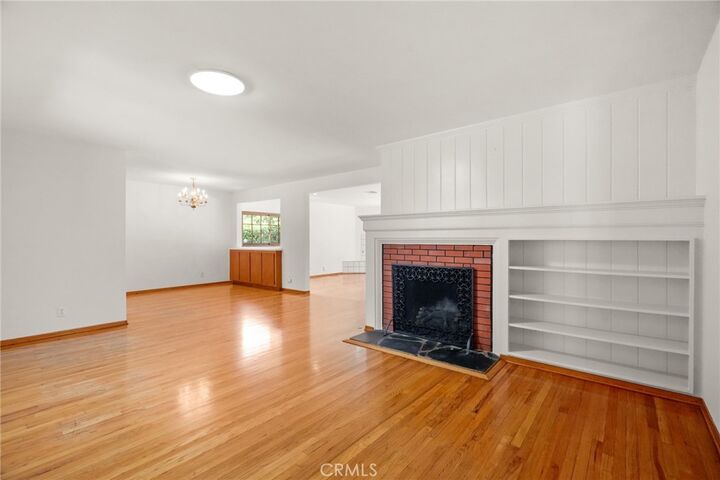 Property Photo: 5249 Ventura Canyon Avenue CA 91401