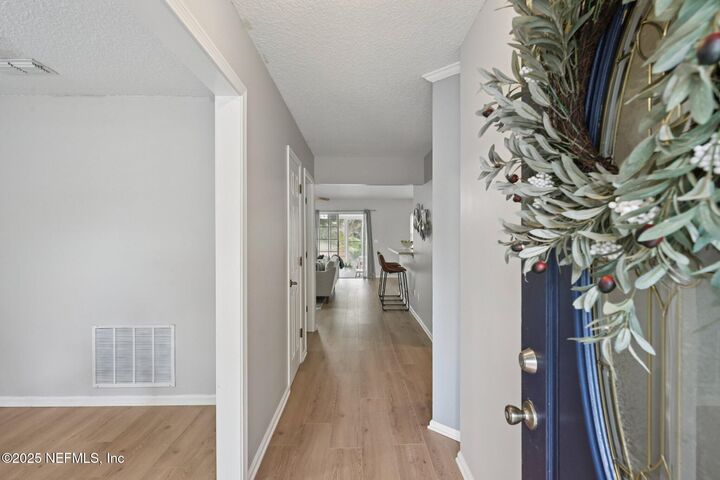 Property Photo: 545 Cozybrook Lane FL 32003