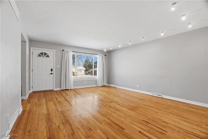 Property Photo: 3255 Woodlawn Drive OH 44134