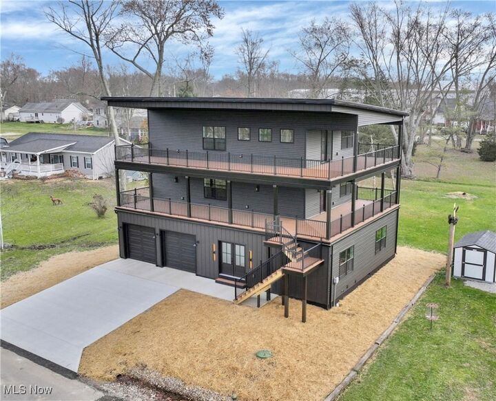 Property Photo: 557 Lexington Avenue OH 43076