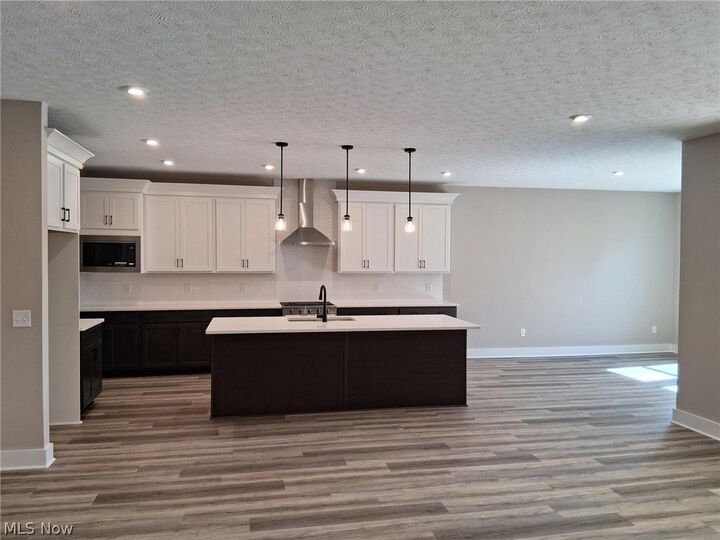 Property Photo: 2798 Grayson Drive OH 44256