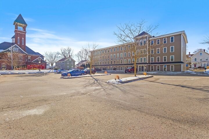 Property Photo: 110 Pleasant St 401 MA 01752