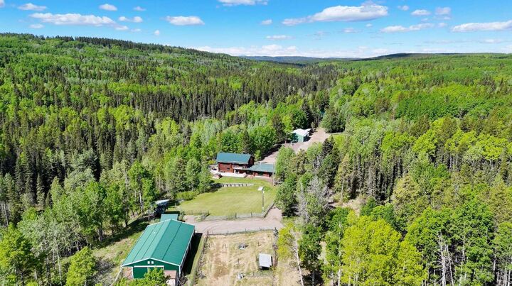 Property Photo: 5544 Township Road 302 AB T0M 0R0