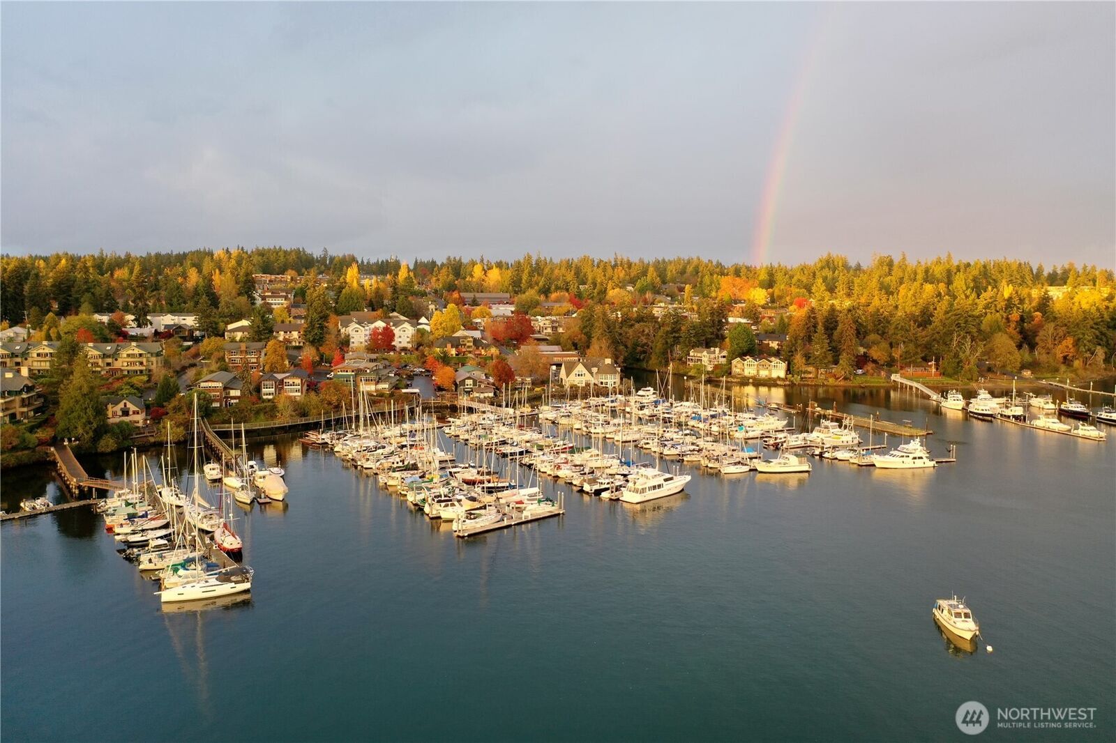 Property Photo:  141  Parfitt Way SW A-35  WA 98110 