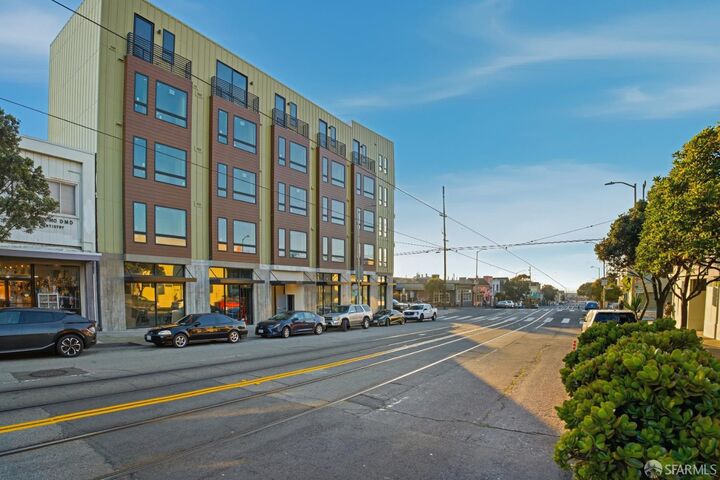 Property Photo:  3945 Judah Street 502  CA 94122 