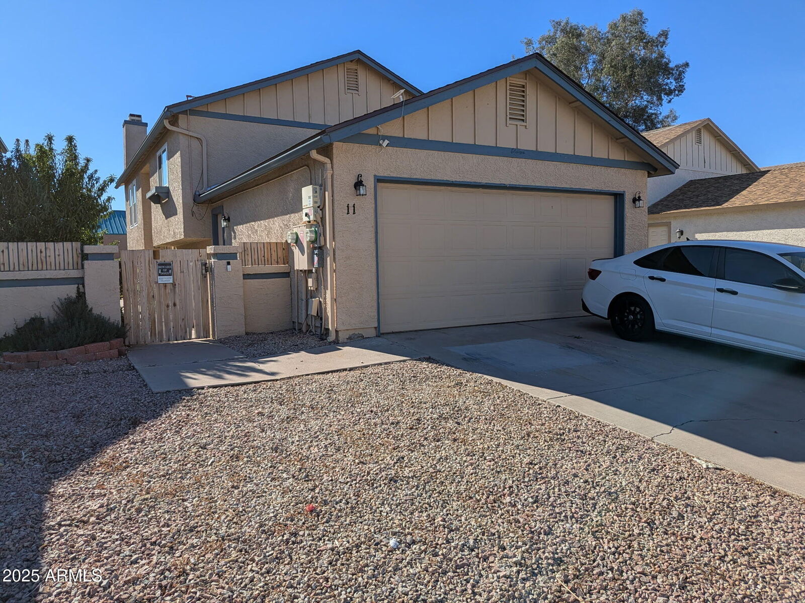 Property Photo:  921 S Val Vista Drive 11  AZ 85204 