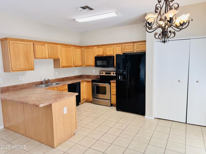 Property Photo:  2300 E Magma Road 128  AZ 85143 